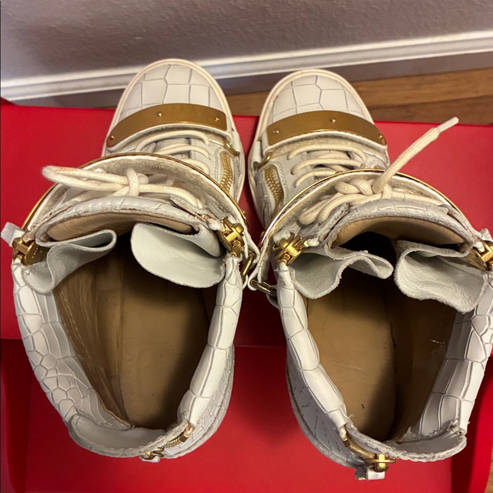 Giuseppe Zanotti White and Gold High-Top Wedge Sneakers Size 39 - Picture 10 of 12